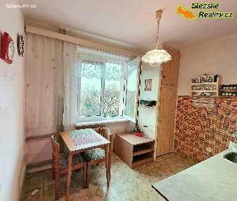 Ostrava, Ostrava-město, Poruba, náměstí Družby