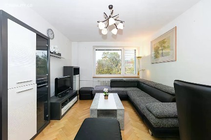 Pronájem bytu 2+1 52 m² Fryčovická, Praha - Letňany