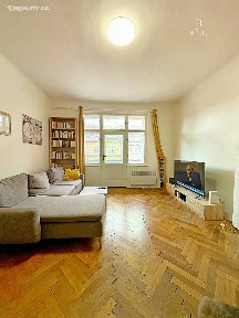 Pronájem bytu 2+1 72 m² Kounicova, Brno - Veveří
