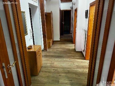 Pronájem bytu 3+1 89 m² Štěpánská, Praha - Nové Město