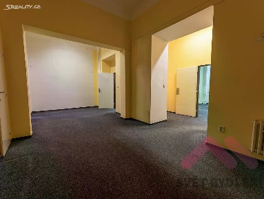 Pronájem kanceláře 212 m² Peckova, Praha - Karlín