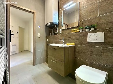 Znojmo, nám. Kpt. Otm. Chlupa