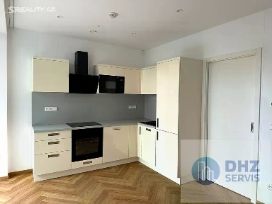 Poděbrady, Nymburk, Poděbrady II, Studentská