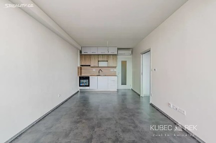 Pronájem bytu 2+kk 52 m² náměstí Tomáše Bati, Sezimovo Ústí