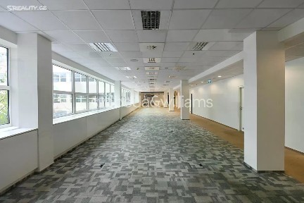 Pronájem kanceláře 1323 m² Radlická, Praha - Smíchov