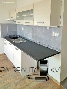 Pronájem bytu 1+kk 18 m² Dukelských hrdinů, Chodov