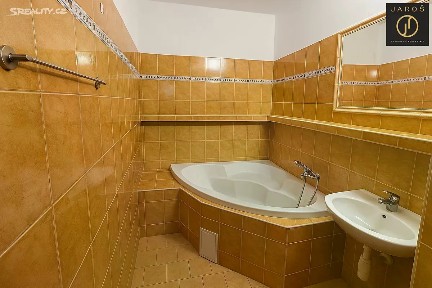 Prodej bytu 2+1 60 m² Kamenná, Chomutov