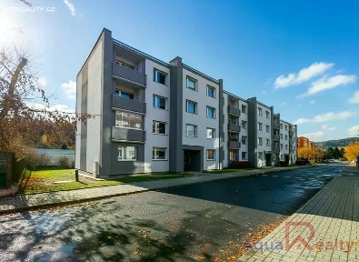 Prodej bytu 3+1 72 m² Sportovní, Loket