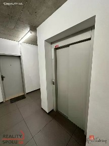Pronájem bytu 2+kk 62 m² Na Chmelnicích, Plzeň - Severní Předměstí