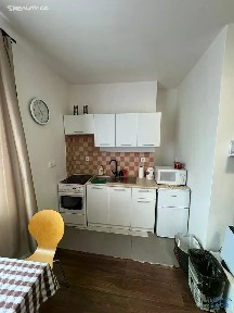 Pronájem bytu 1+kk 21 m² Ervěnická, Jirkov