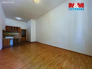 Pronájem bytu 1+kk 30 m² Vyškov