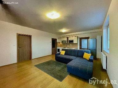 Olomouc, Neředín, Okružní