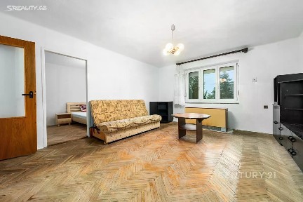 Prodej bytu 2+1 50 m² Sklené