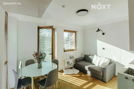 Prodej bytu 2+kk 37 m² Jablonec nad Jizerou - Bratrouchov