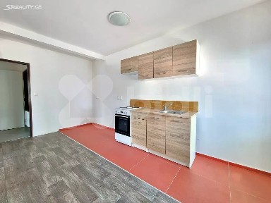 Pronájem bytu 2+kk 40 m² U Nádraží, Prosenice