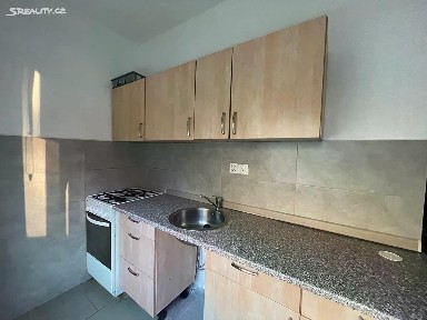 Pronájem bytu 2+1 70 m² Osvobození, Jirkov