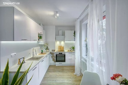 Pronájem bytu 3+1 60 m² Vinohradská, Litvínov - Horní Litvínov