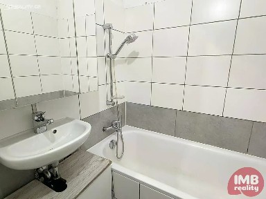 Prodej bytu 3+1 72 m² Čs. armády, Kraslice