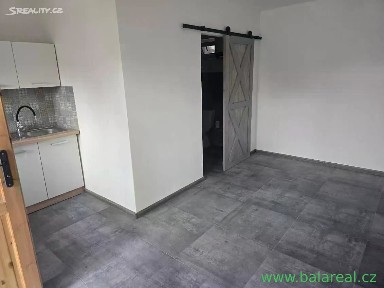 Pronájem bytu 1+kk 33 m² náměstí Svobody, Modřice