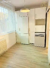 Prodej bytu 3+1 72 m² Sadová, Adamov