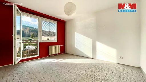 Pronájem bytu 3+1 78 m² Radvanice