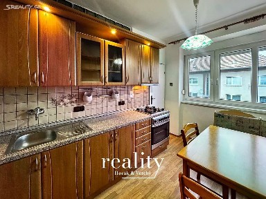 Pronájem bytu 3+1 84 m² Kostníky