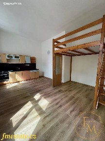 Pronájem bytu 1+kk 46 m² Palackého, Tábor
