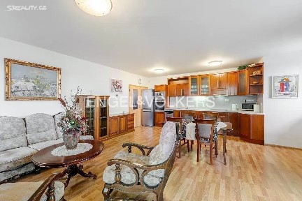 Pronájem bytu 3+kk 110 m² Šlikova, Praha - Břevnov