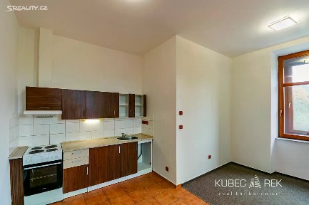 Pronájem bytu 1+kk 24 m² Bílkova, Chýnov