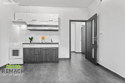 Pronájem bytu 1+kk 23 m² Bohuslavice