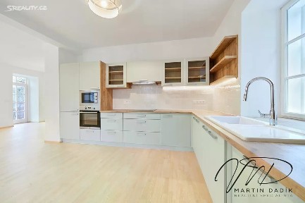 Prodej rodinného domu 159 m², pozemek 337 m² Velké Popovice - Lojovice