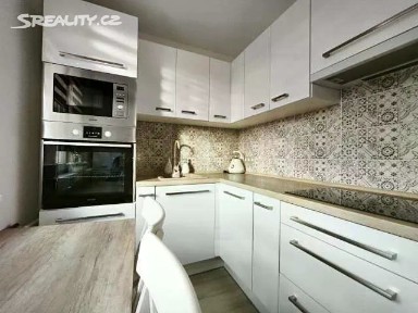 Most, Zdeňka Fibicha, 85