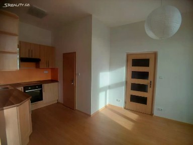 Pronájem bytu 1+1 47 m² 9. května, Tábor