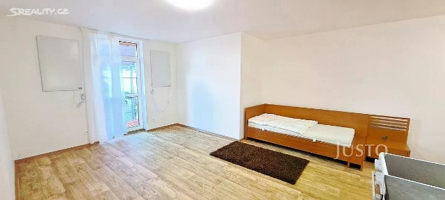 Pronájem bytu 1+kk 29 m² Čížová - Topělec