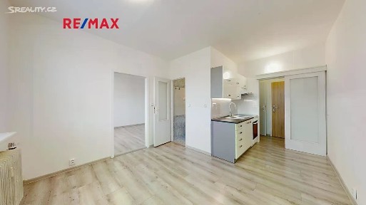 Pronájem bytu 2+kk 37 m² Bodláková, Hoštka - Kochovice