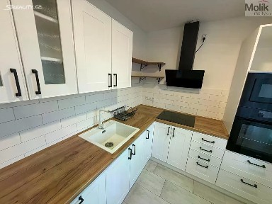 Pronájem bytu 2+1 51 m² Josefa Skupy, Most