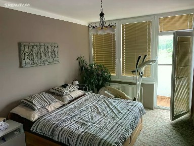 Pronájem bytu 3+1 74 m² Březenecká, Chomutov