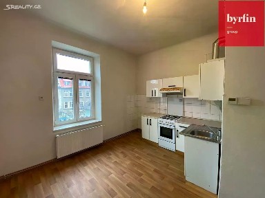 Pronájem bytu 2+1 79 m² Horovo náměstí, Opava - Předměstí