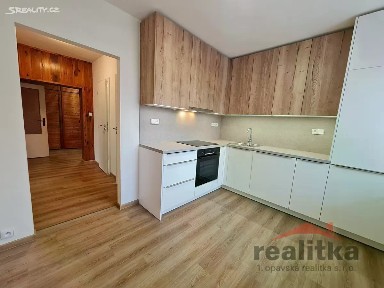 Opava, Kylešovice, 17. listopadu, 22