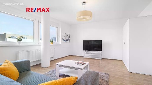 Prodej bytu 2+kk 73 m² V Zahradách, Beroun - Beroun-Město