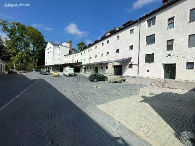 Pronájem skladového prostoru 500 m² U Dolního Skrýchova, Jindřichův Hradec - Jindřichův Hradec II