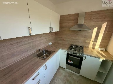 Pronájem bytu 2+1 55 m² Zdeňka Štěpánka, Most
