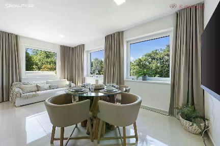 Prodej bytu 3+kk 78 m² Na Baních, Praha - Zbraslav
