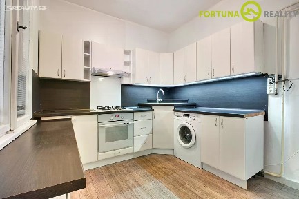 Prodej bytu 2+1 81 m² Zámecké nám., Frýdek-Místek - Frýdek