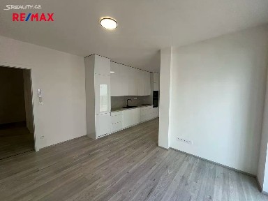 Zlín, Tyršovo nábřeží