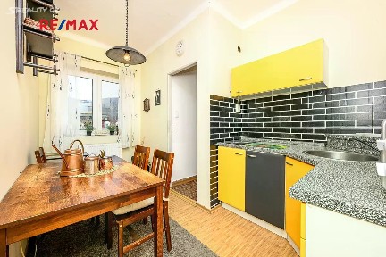 Prodej bytu 1+1 35 m² Přestanov