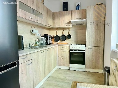 Pronájem bytu 2+kk 53 m² Na Urbance, Roudnice nad Labem