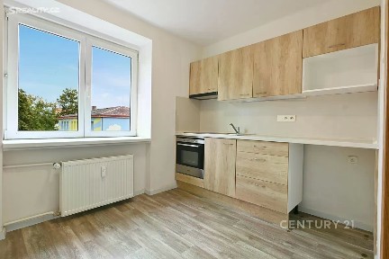 Most, Antonína Dvořáka, 20