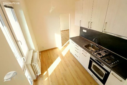 Pronájem bytu 2+1 60 m² Neumannova, Brno - Pisárky