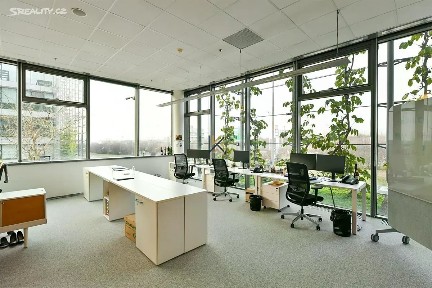 Pronájem kanceláře 281 m² V Parku, Praha - Chodov